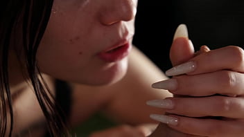 Emma Ester’s Slow-motion Mouth Magic: A Teasing Taste Of Her Talents