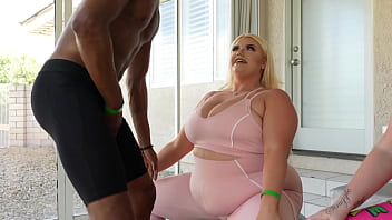 Bbc Personal Trainer Gets His Massive Cock Serviced By Two Luscious Blonde Bbws