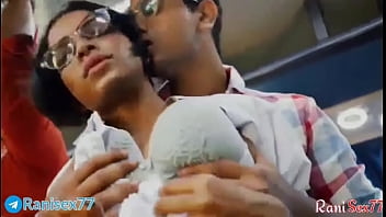 A Young Girl Gets Railed On A Moving Bus With Full Hindi Dirty Talk