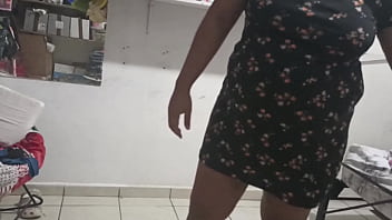 Plump Mama Bbw Gets Down And Dirty Tidying Up The Room